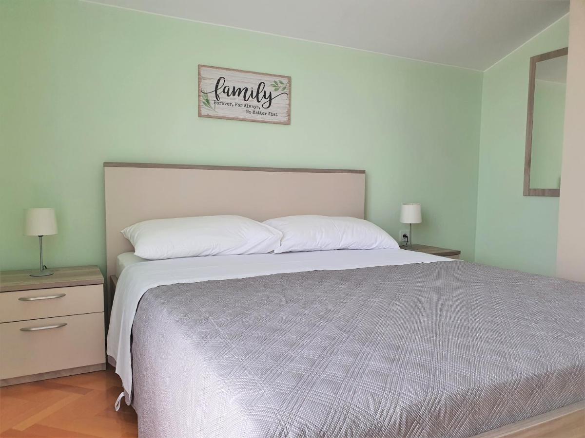 Apartments Martina Vodice Extérieur photo