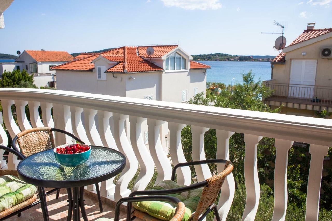 Apartments Martina Vodice Extérieur photo